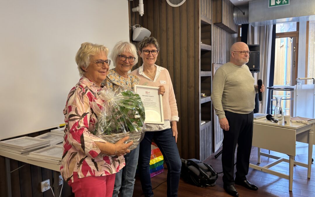 Tjörns Hembygdsförenings avgående ordförande fick plakett